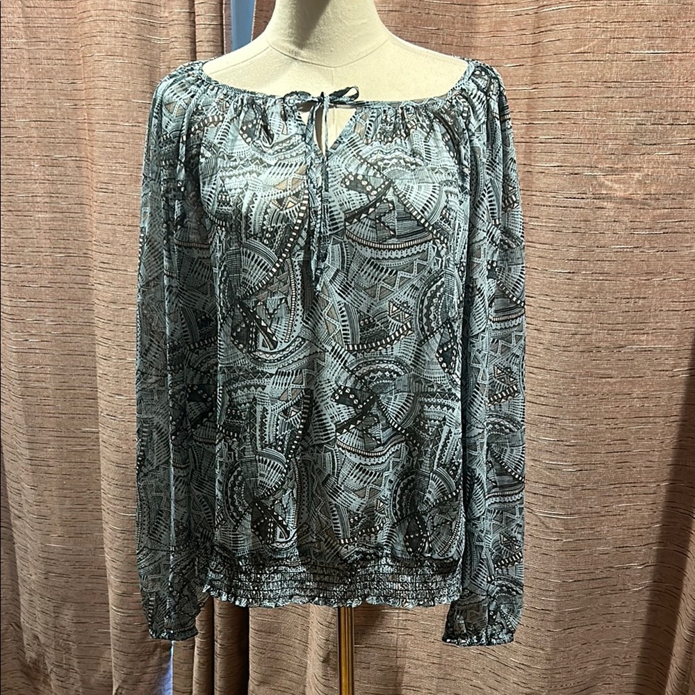 Lucky Brand Lightweight Long Sleeve Patterned Top size Large
